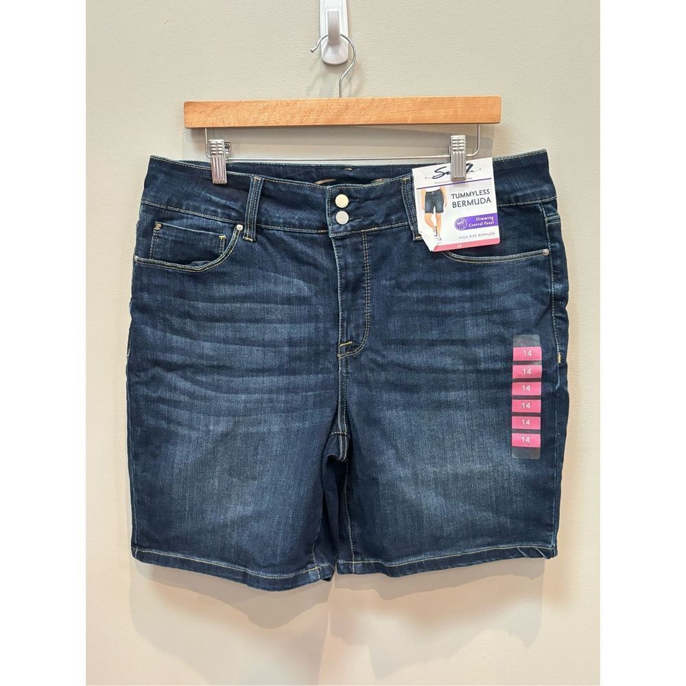 Seven 7 size 14 high rise dark wash skimming control stretchy Bermuda shorts EUC